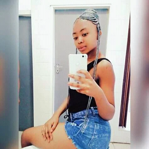 MphoyaKarabo offline chatrum