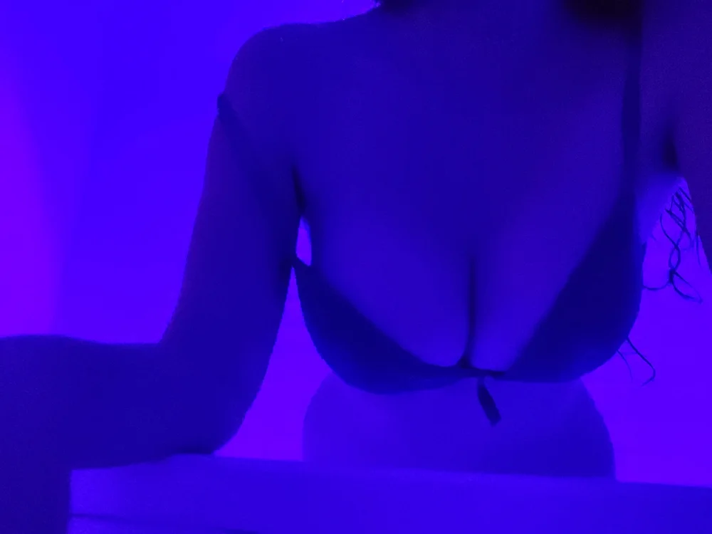Offline chatovací místnost Daisy_69