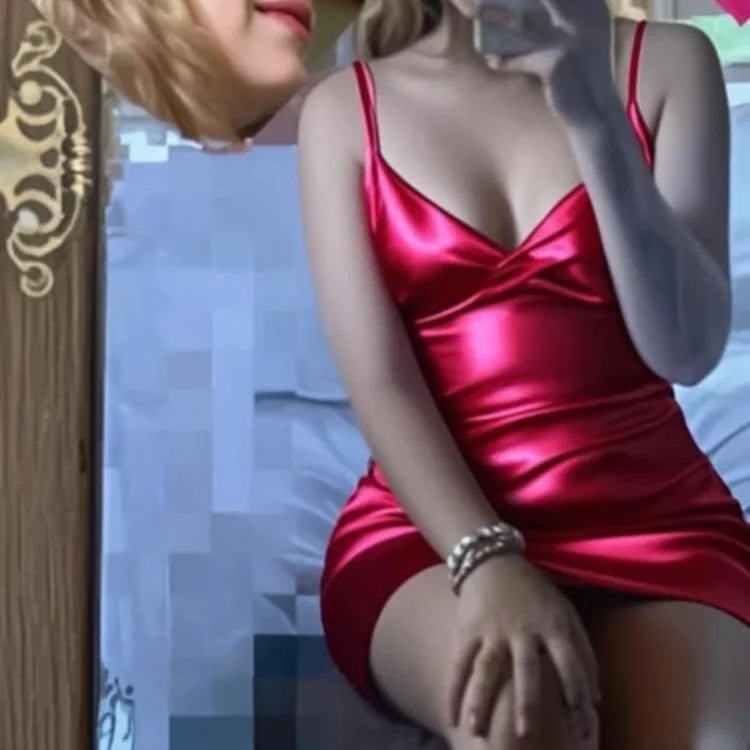 queleto040's Offline Chat Room