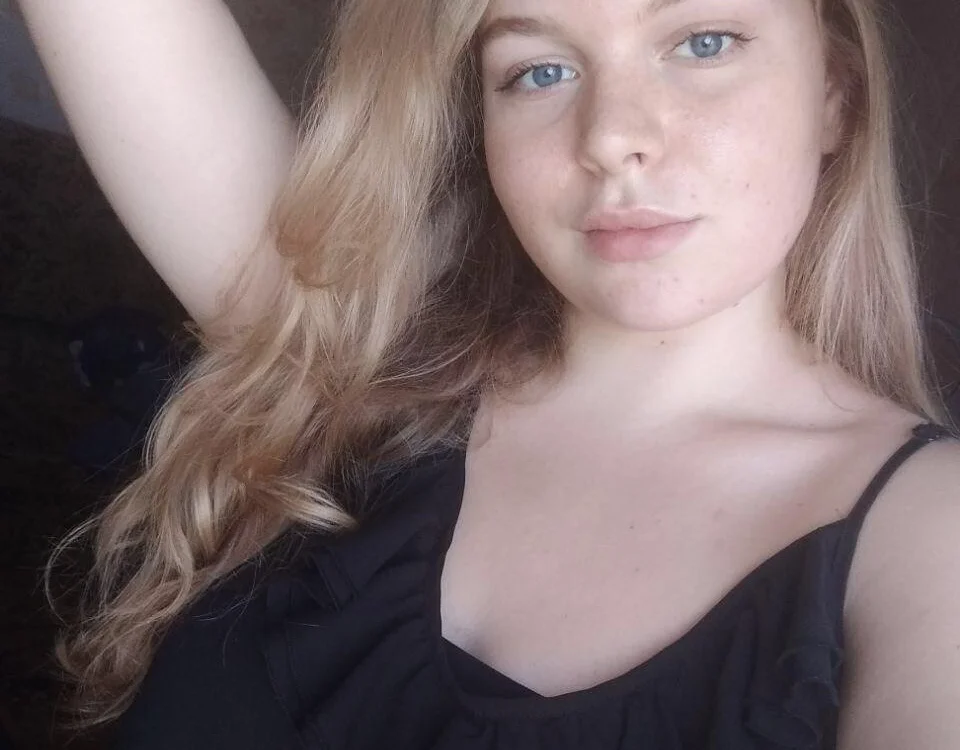 WhitneyShy4U's Offline Chat Room