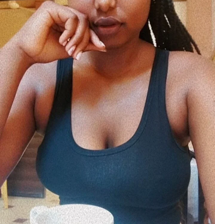 trappyqueen255's Offline Chat Room