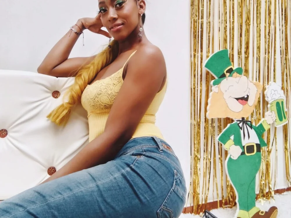 GhanimaBrooks' Offline XXX Chat