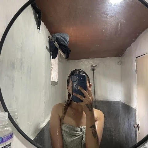 urnaughty_creamypie's Offline XXX Chat