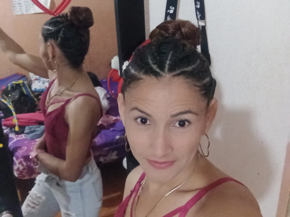 chica4's Offline XXX Chat