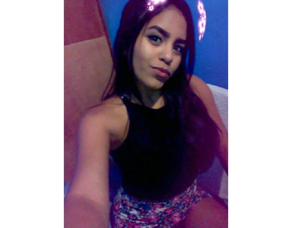 nicollesantos18's Offline XXX Chat