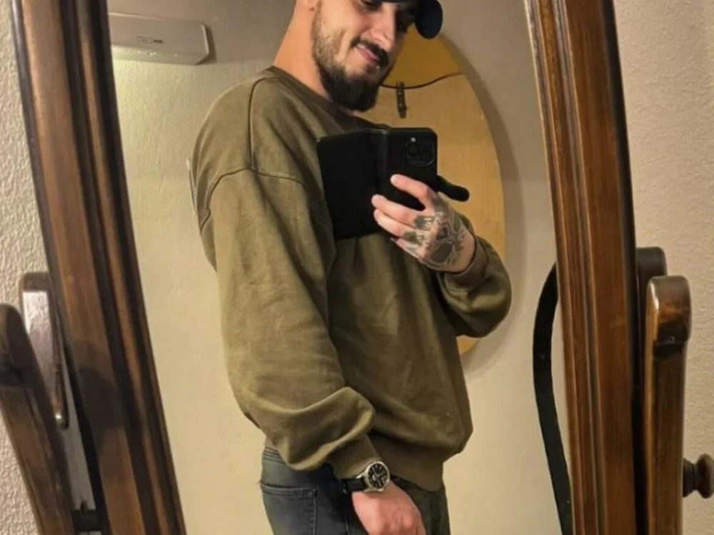 DerDeutsche069 Offline XXX Chat