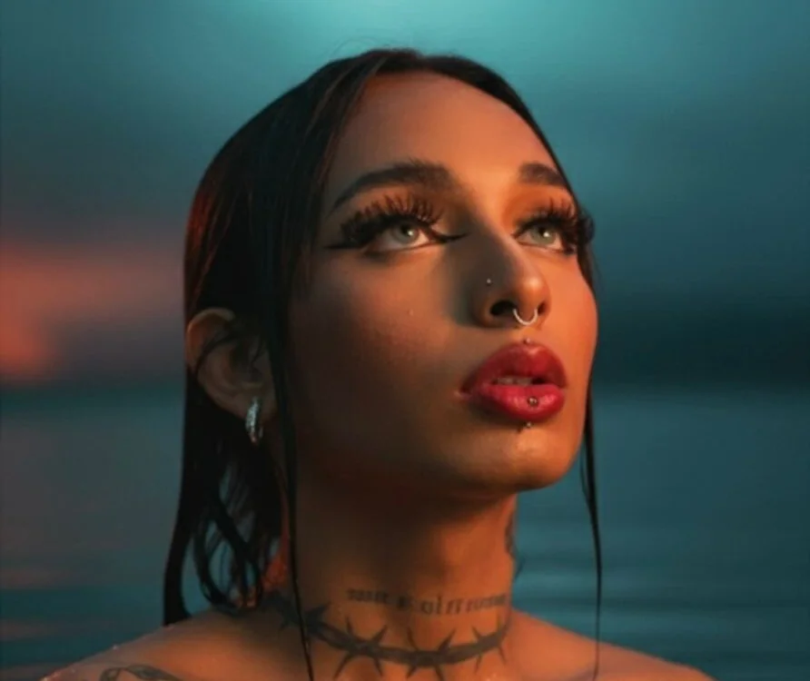 Elizabeth_vegaa's Offline XXX Chat