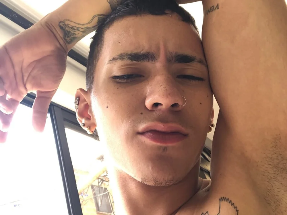 Jacke_connor_ offline chatrum