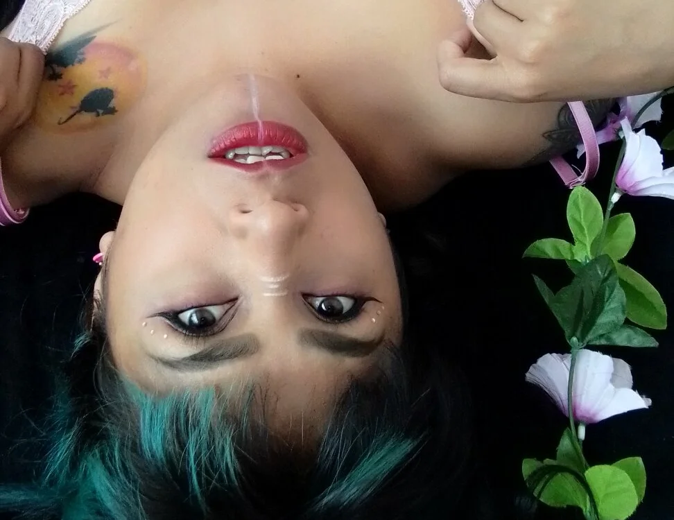 pinky_violeta offline XXX-chatje