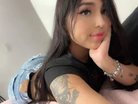 hollyprincess_2's webcam live show