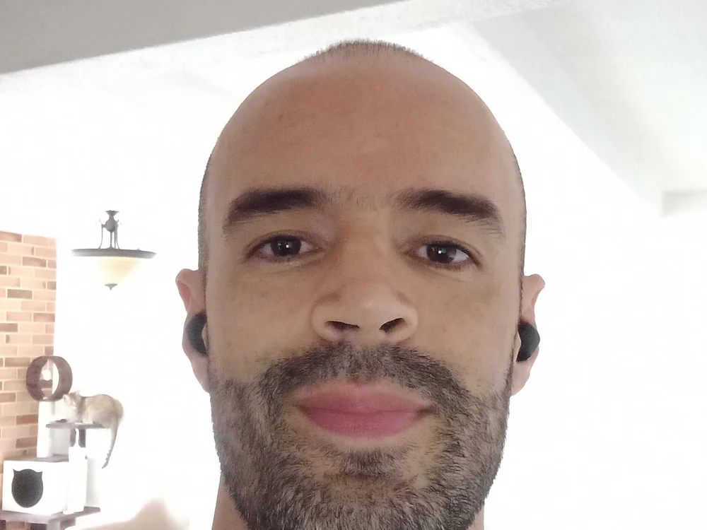 FelipeMed1's Offline Chat Room
