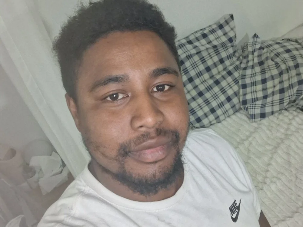 banj06@xh's Offline XXX Chat