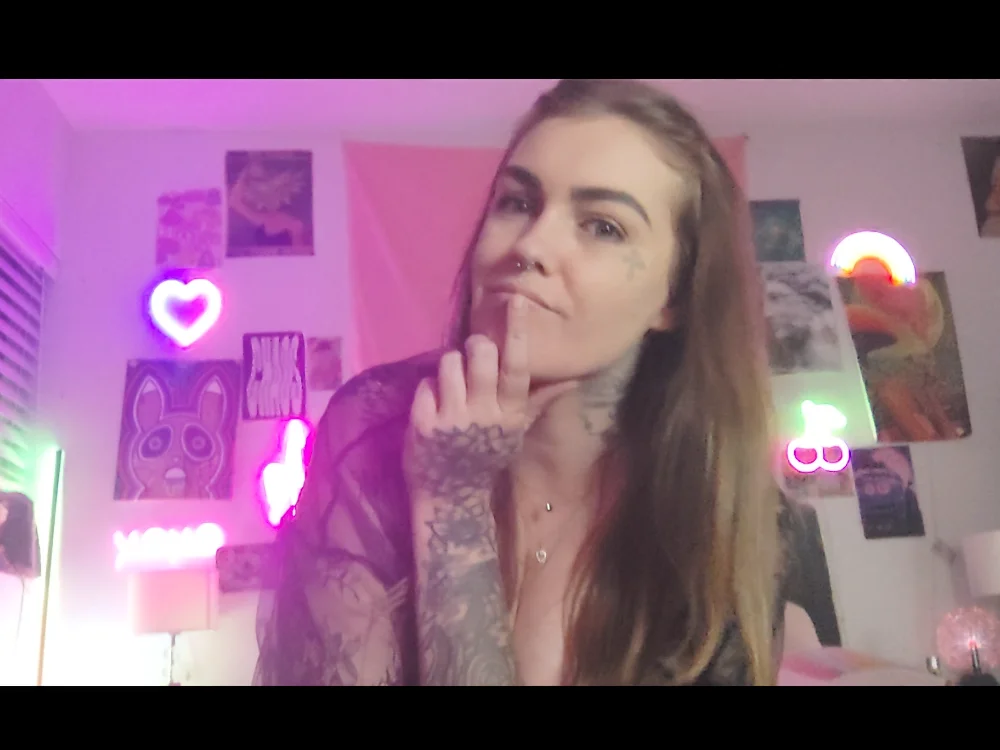 Chatroom XXX hors ligne de SexyLilLexi