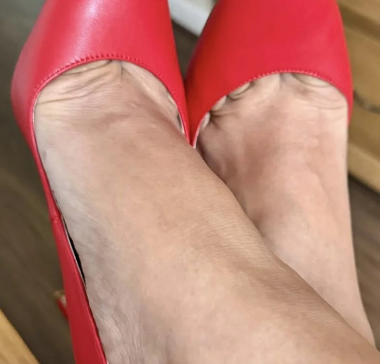 CurvySexy_AmbreXX 离线XXX聊天