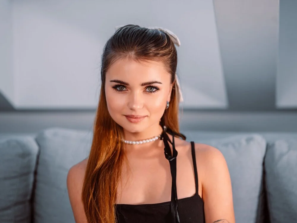 StassyScorpio Obrolan XXX Offline