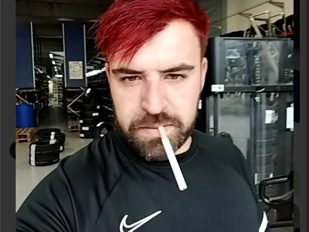TOPvicio74's Offline Chat Room