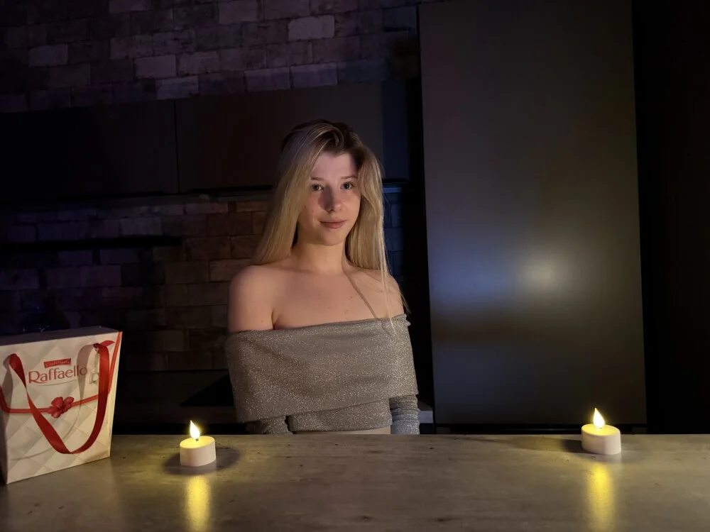 Bella_amory: συνομιλία ΧΧΧ εκτός σύνδεσης