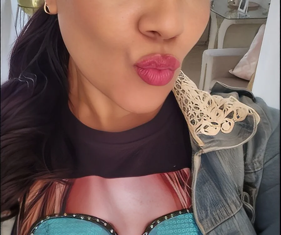 Chat XXX offline de karla-bruni