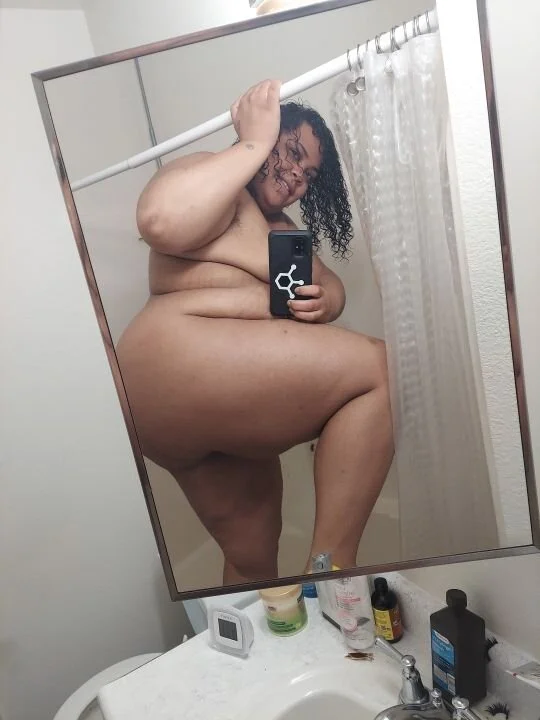 HoneyGold24k's Offline XXX Chat
