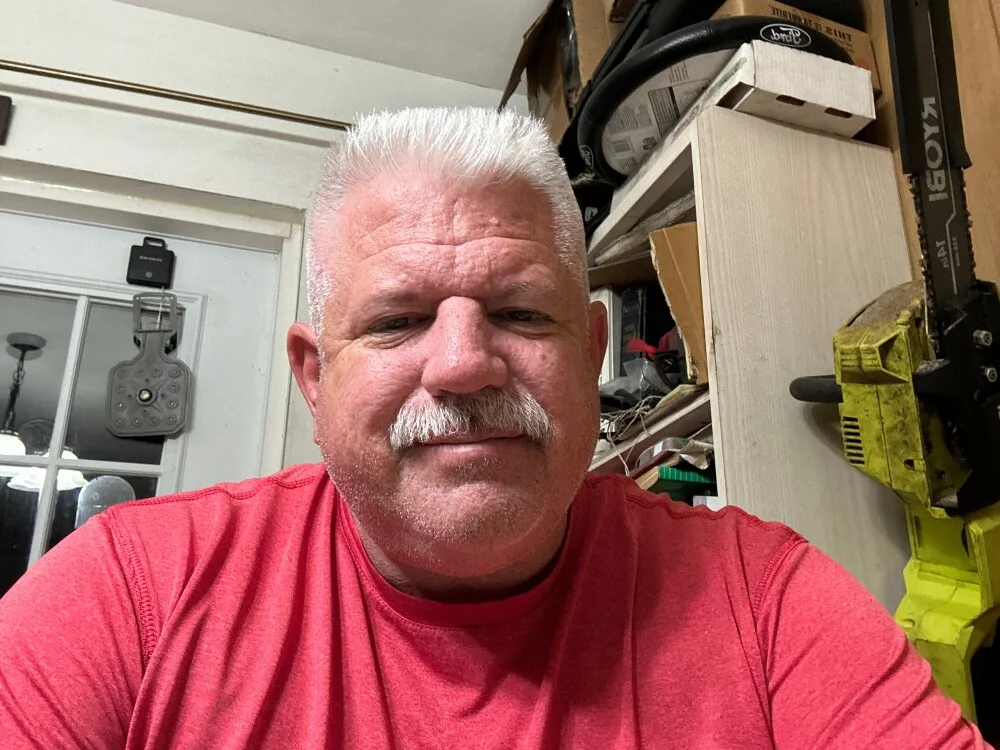 AirlikeSafeguard68 অফলাইন XXX চ্যাট