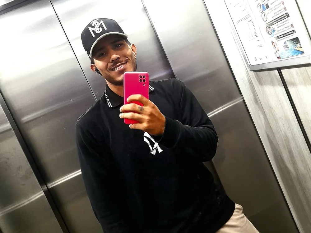 Офлайн-чат XXX logan_steell