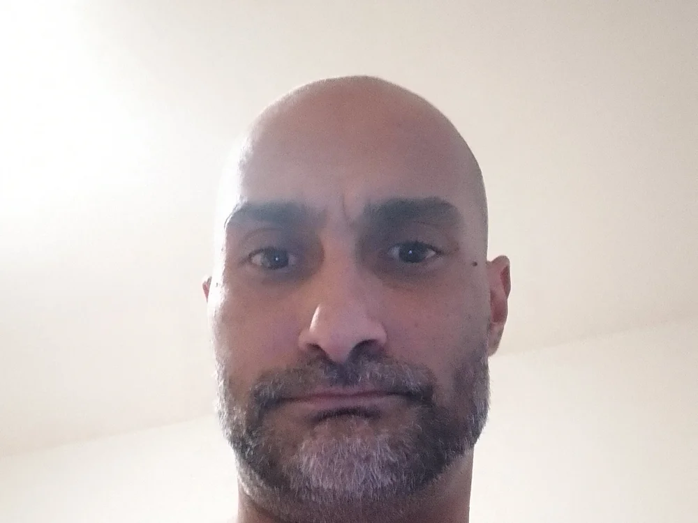 jony2627@xh's Offline Chat Room