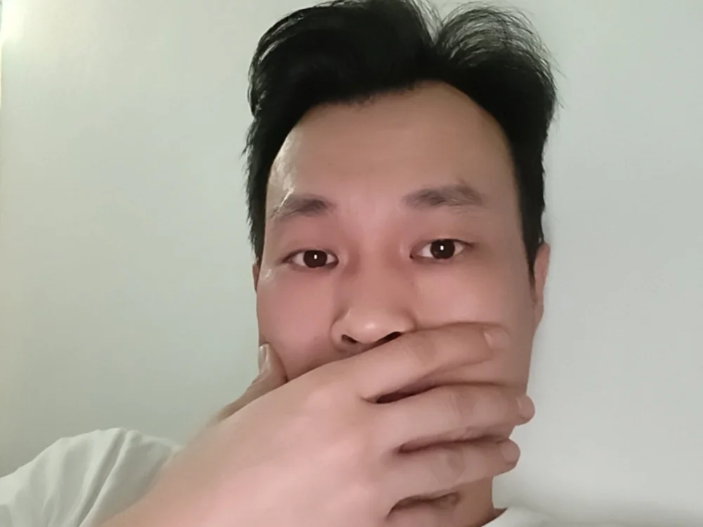 cheung1001's Offline Chat Room