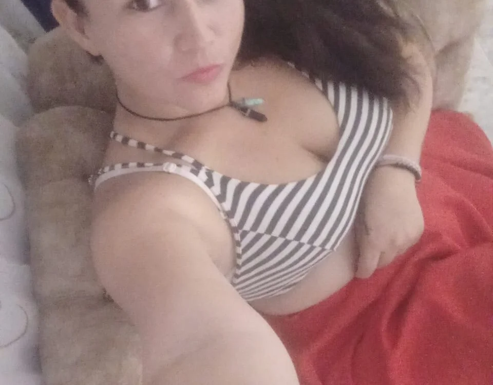 Kattaleya_Milf offline chatrum
