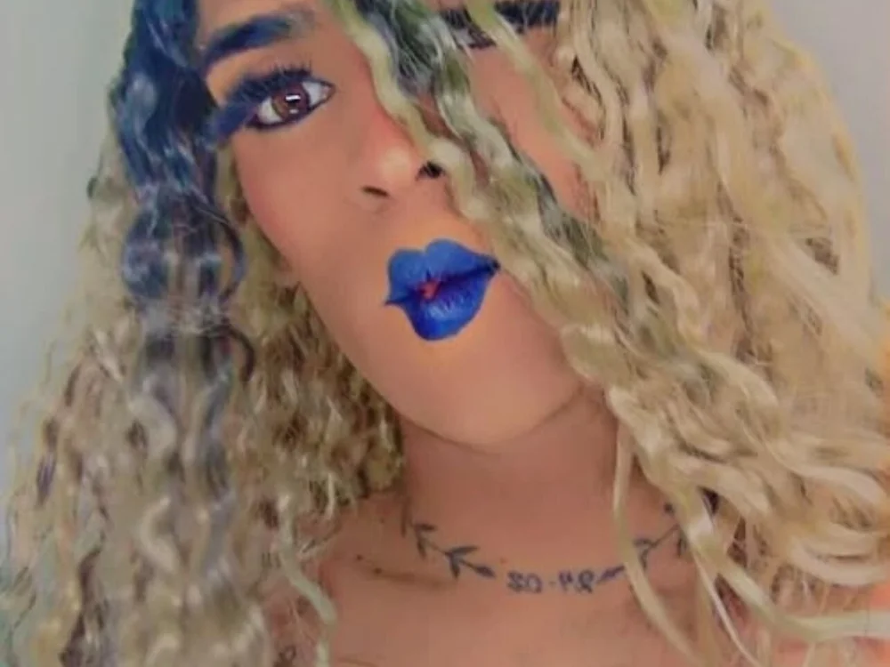 stars_hot1's Offline XXX Chat