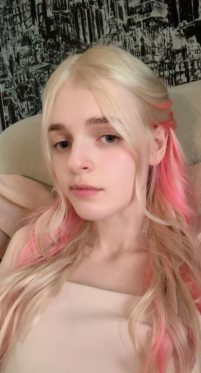 AnikaSparks cover photo