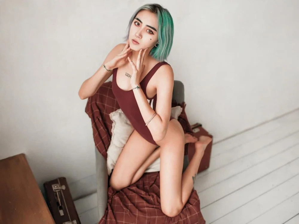 lisa__lisa's Offline XXX Chat