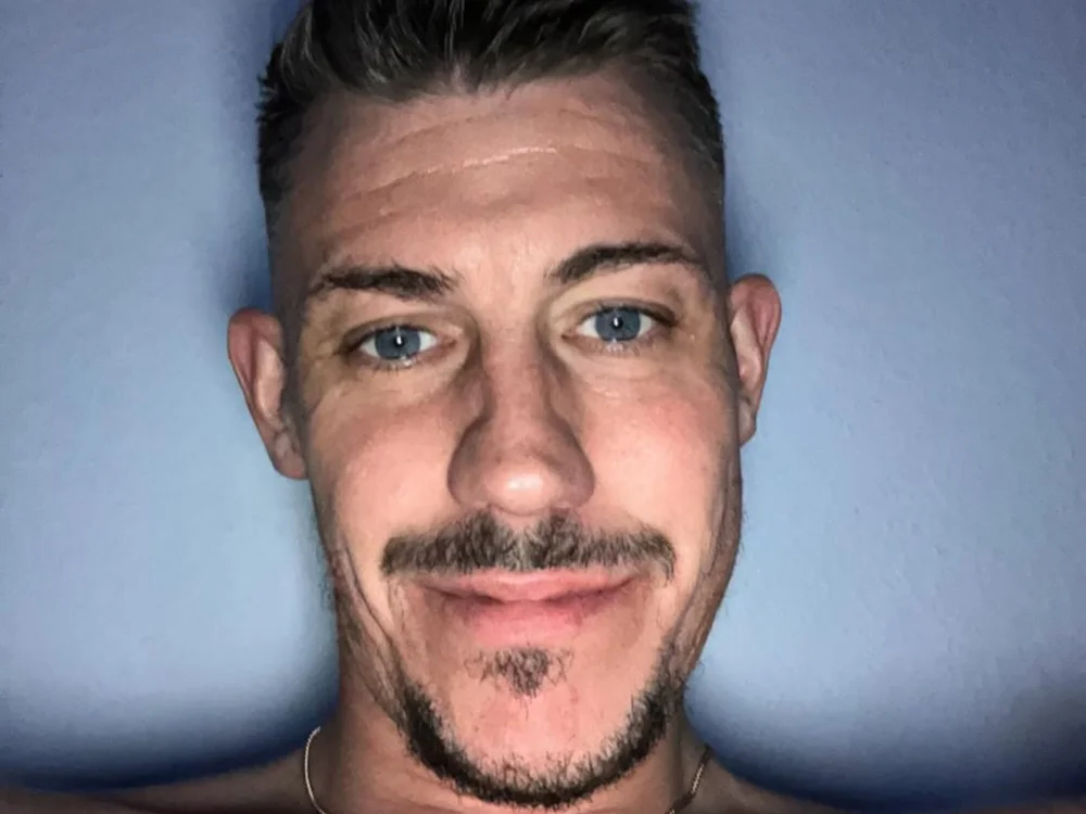 danilo_de: συνομιλία ΧΧΧ εκτός σύνδεσης