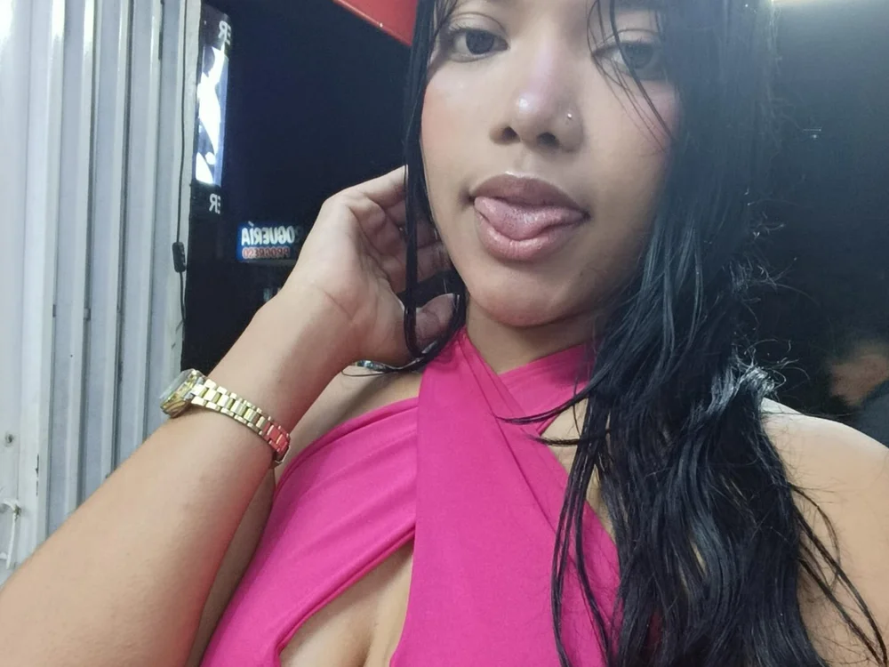 yuls_latina01's Offline Chat Room