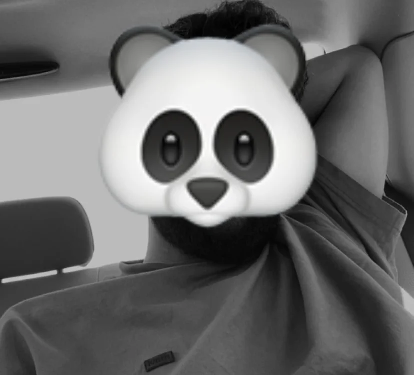 canmavi16 Offline XXX-Chat