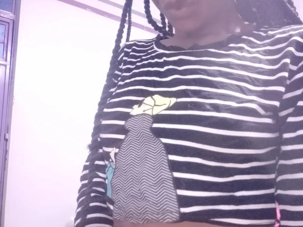 Chatroom XXX hors ligne de Sexxywinn_-