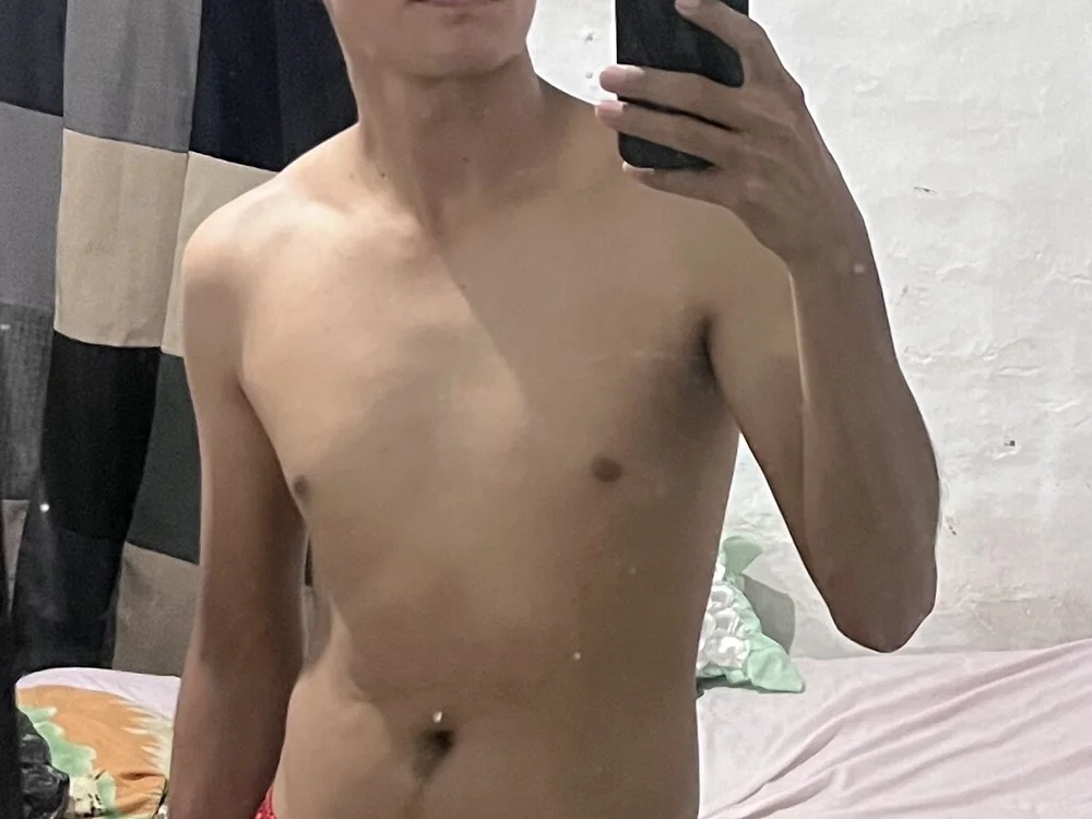 Flaco2898 Offline XXX-chat