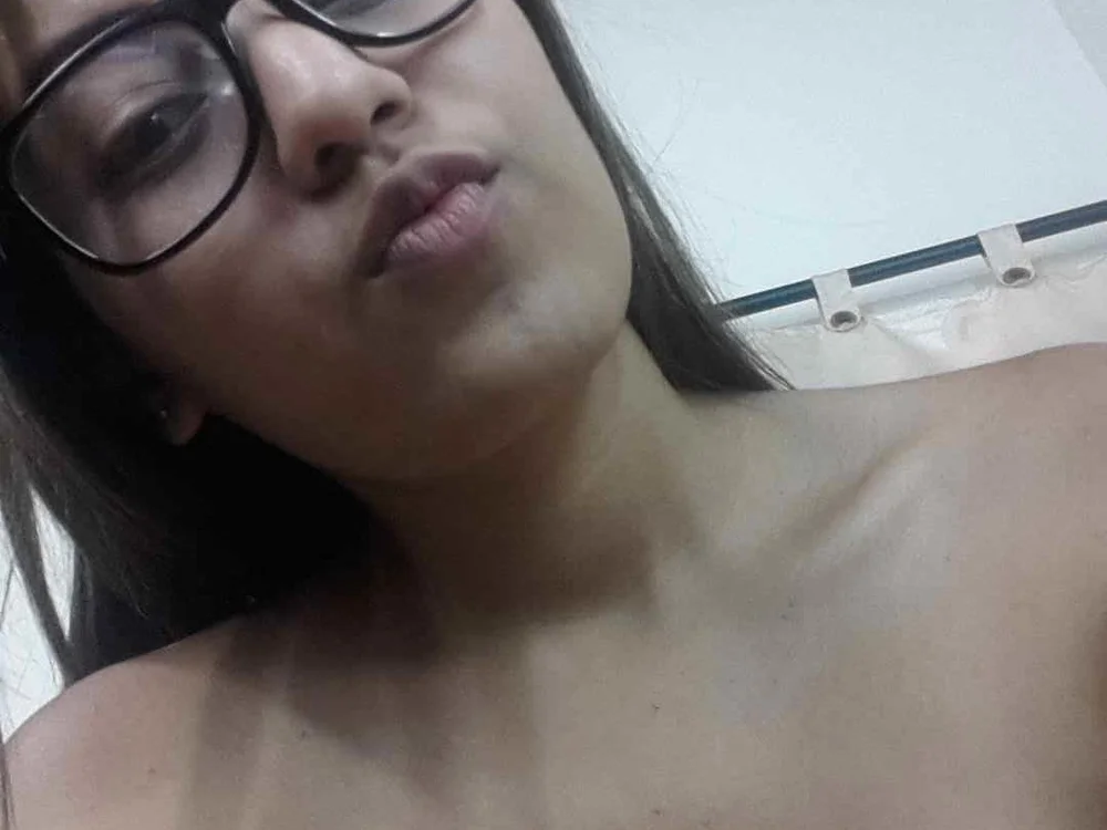 Karamiltits69's Offline XXX Chat