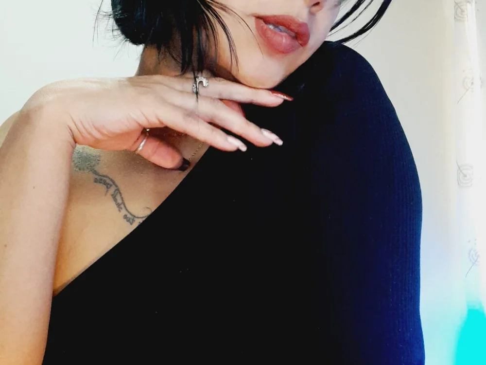 SashaxSweet's Offline XXX Chat