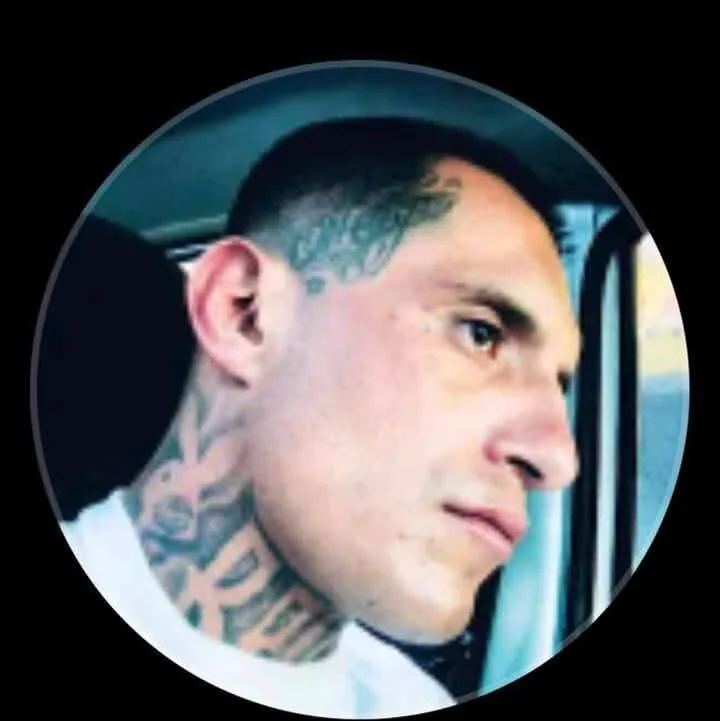 Sensei0011's Offline Chat Room