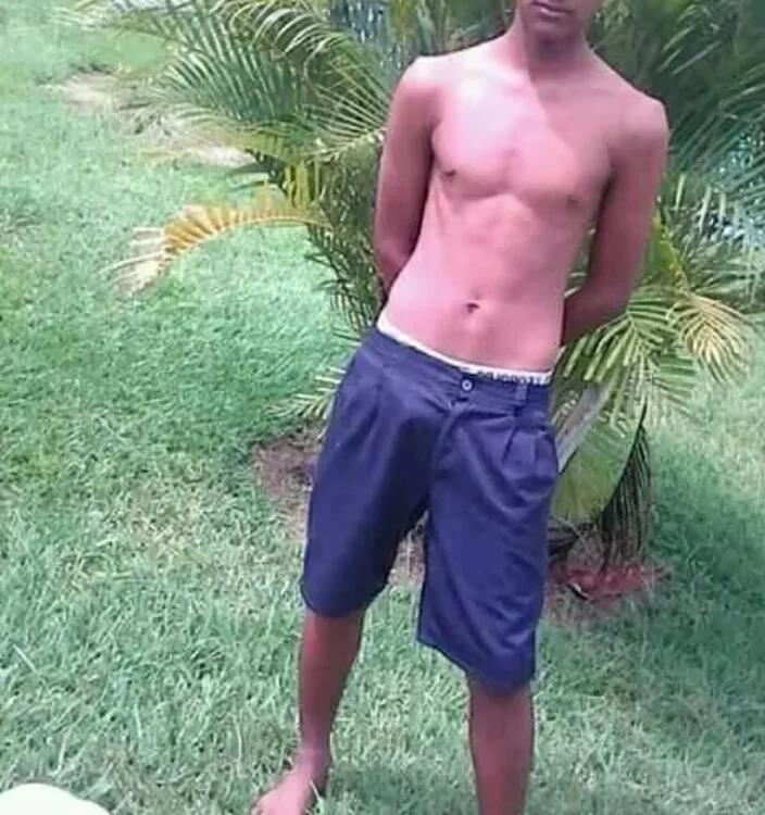 Shisea's Offline Chat Room
