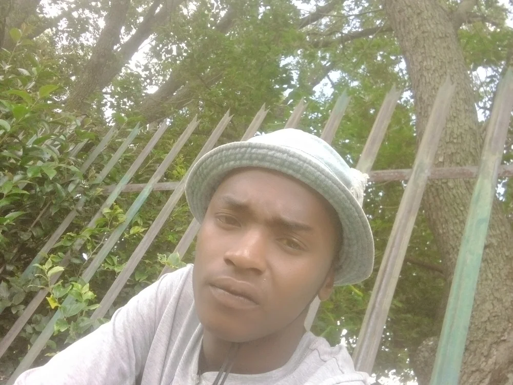 maiketso's Offline Chat Room
