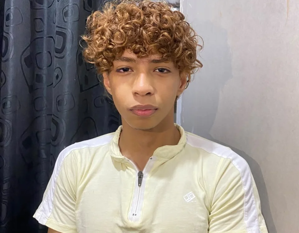boys_curlys' Live XXX Chat