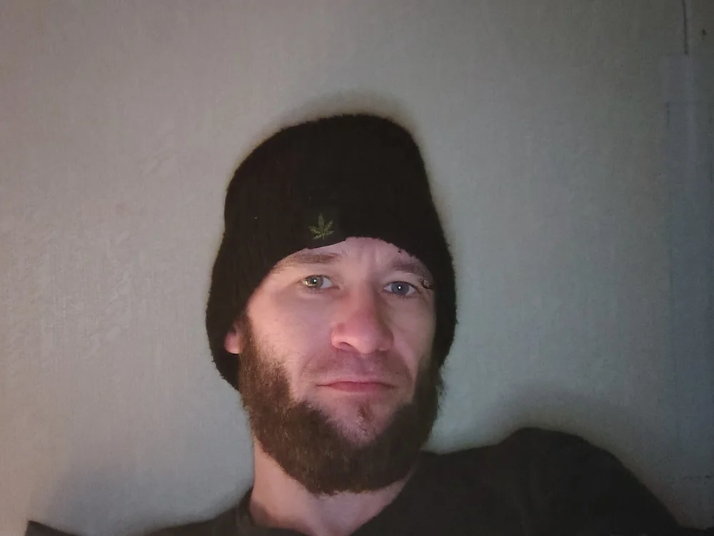 Miller420's Offline Chat Room