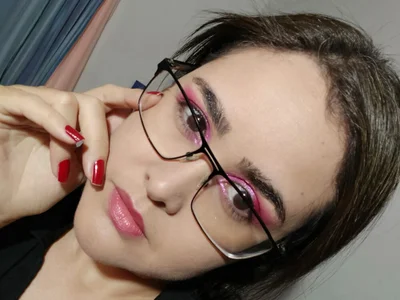 isabella-yumm webcam livesex profile in curvy cams