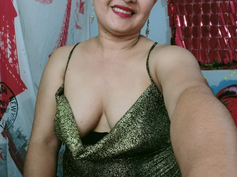 dirty_madura's Offline XXX Chat
