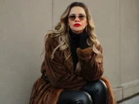 ellareal's webcam live show