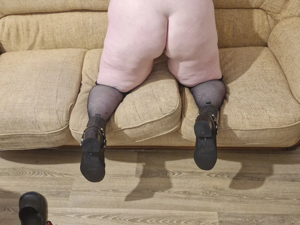 curvy_girl71's Offline XXX Chat