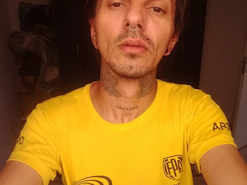 BigCock_BrazilChris offline chatrum