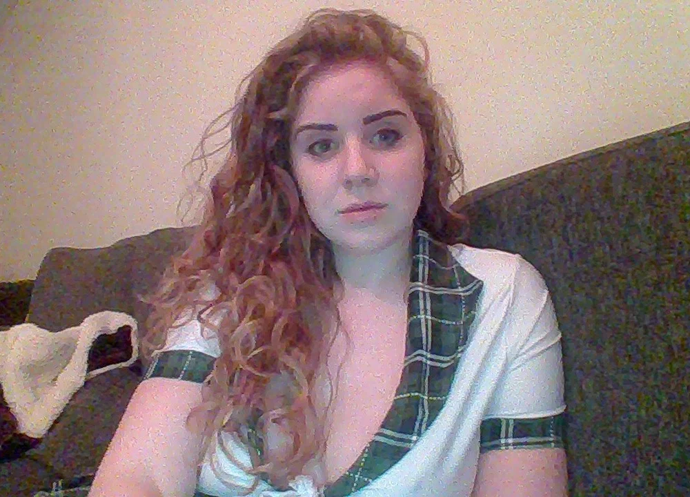 redheaded@xh's Offline Chat Room