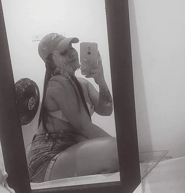 Aylin28_ offline chatrum